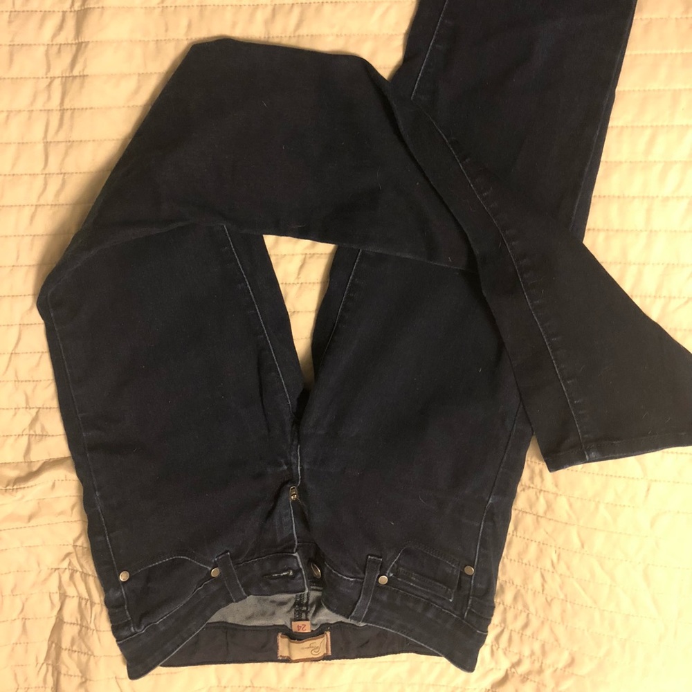 Paige jeans size 24